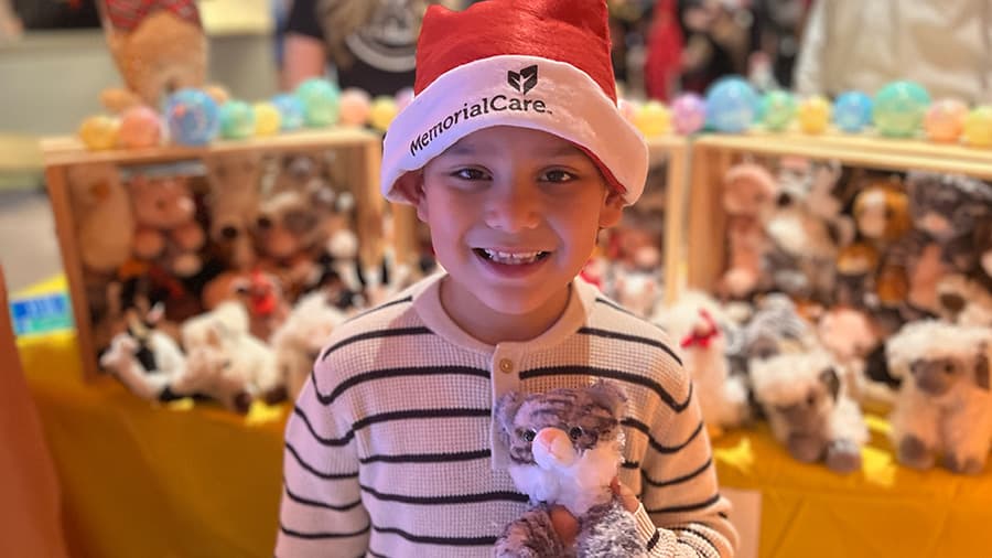 Blog Header - Easy Ways to Give to Children at Christmas