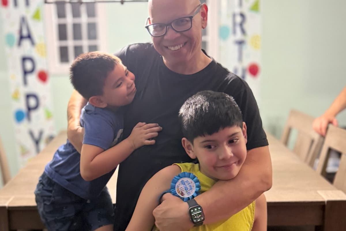 Blog Header - Father Sharing Magnus Medical Story